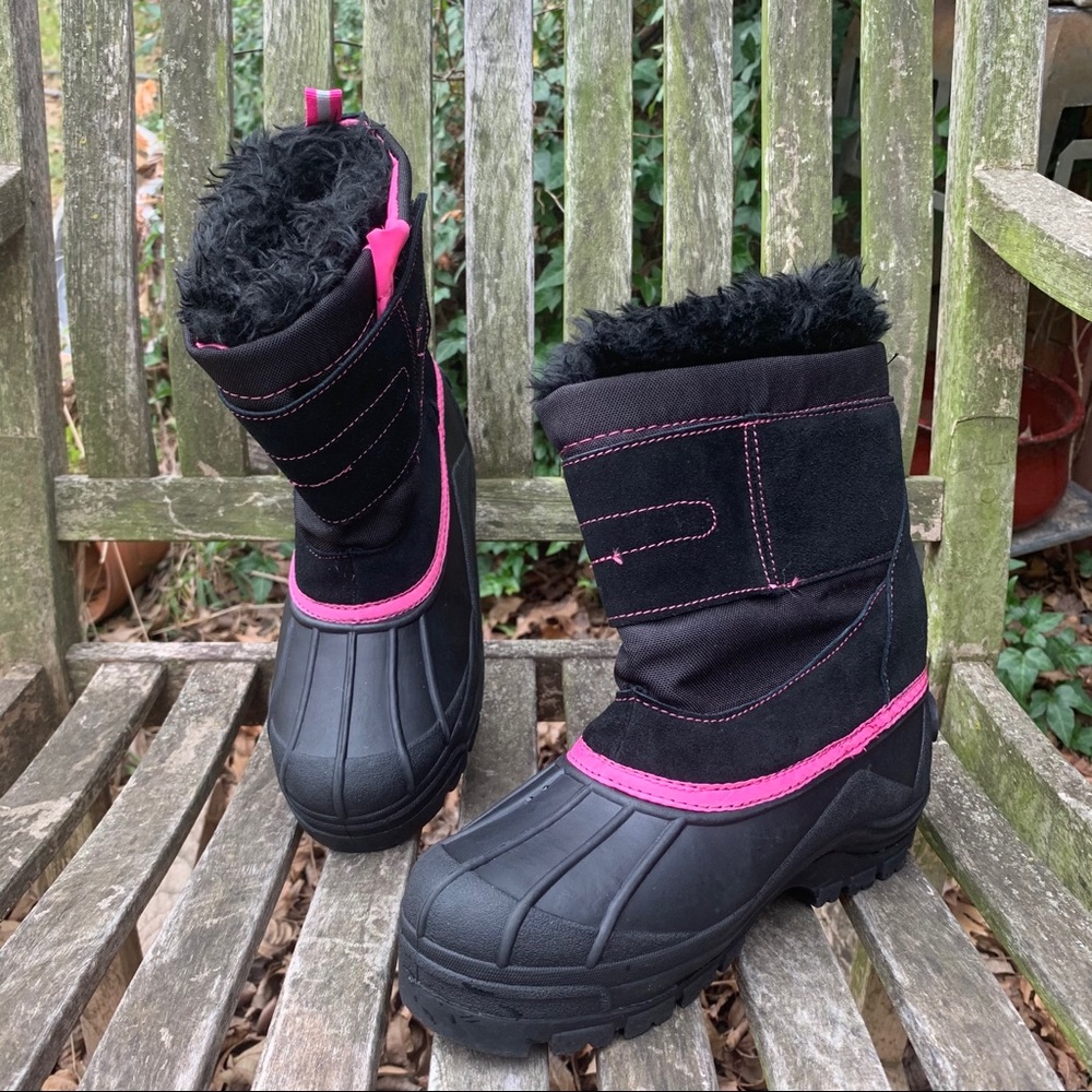 Weatherproof Winter/Snow Girls Boots.